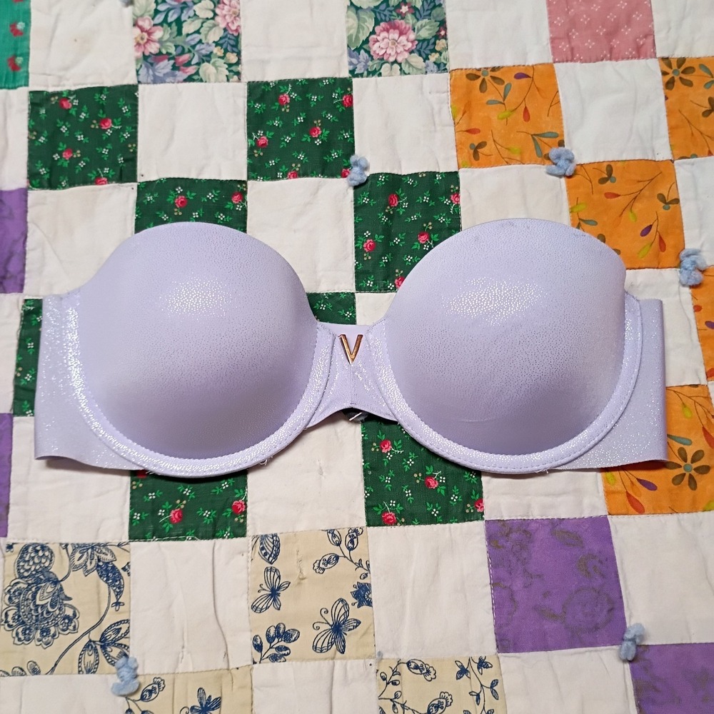 Victoria Secret Strapless Sparkle Purple‎ Bra Size 32B Underwired